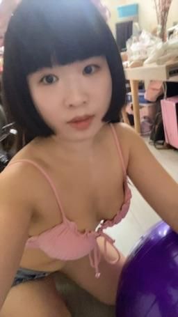 akibbcheung : 🩷比堅尼