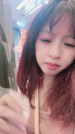 lovemeredith : 看的出來，我的候餐號碼是幾號嗎？答對送片片