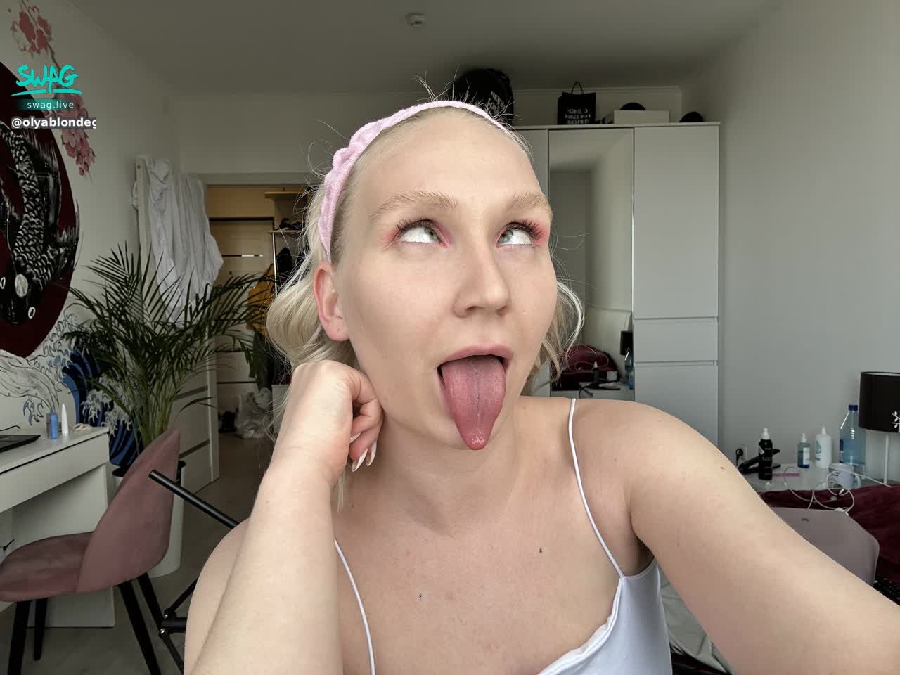 olyablondegirl : ahegao