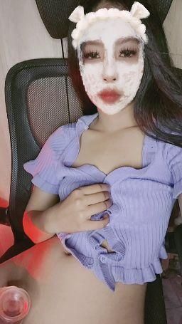 miiyaa : 想玩一件一件脫衣服的遊戲嗎？