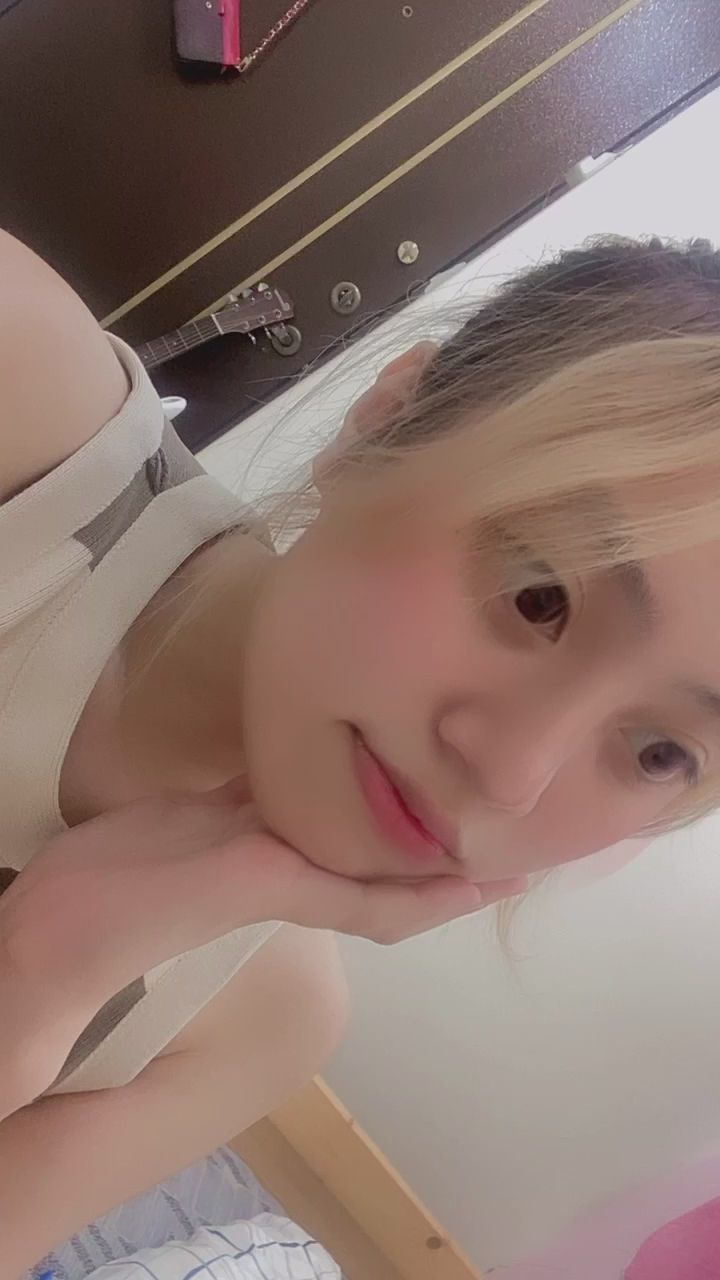 pinxuannnnnn : 昨晚首播網路突然超差...
開到一半斷網😥😥😥
真的很抱歉~~有來看播的可以私訊我呦❗

#sexy #性感 #日常 #生活 #新人 #甜美 #可愛 #直播