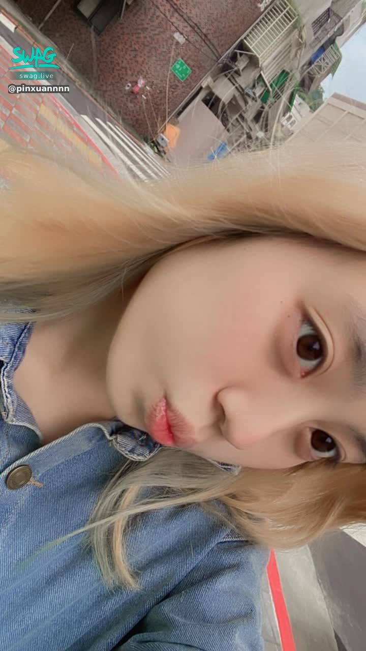 pinxuannnnnn : 5/26 (一) 晚上9:30 今晚上播❗上次網路太差了~跟各位說聲不好意思~今晚恢復正常請一定要來支持我呦❤ #sexy #性感 #露臉 #甜美 #新人 #素人 #可愛 #戶外