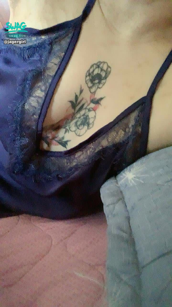 jagergirl : Blue lace is the last layer of my suppressed desires.
Do you dare to lift it up and see what I have suppressed?
#sexy #性感 #生活 #騷 #奶 #大奶🔥 🔥 #巨乳 #hot #可愛 #boobs #全swag顏值最高 #白白嫩嫩 #body #bigboobs #淫蕩 #sexygirl #誘惑 #大奶 #beauty #甜美 #夢幻系 #甜心 #男友視角 #萌 #real #girl #young #爆乳 #騷貨 #白皙 #babygirl #sexybody #tattoos #日常 #清純 #床上 #女友 #寶貝 #crazy #cute #sweet #挑逗 #惡魔的誘惑 #深夜 #性癖 #ㄘ