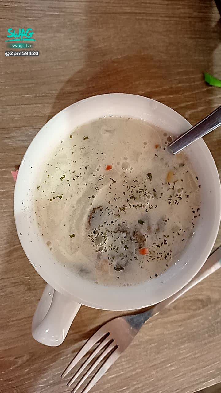 2pm59420 : 麥威登的巧達濃湯真是好喝