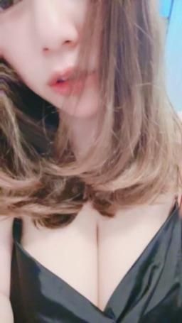 nanalittlepupy : 色誘一下 嘻嘻