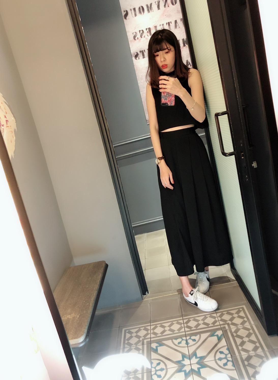 sherlybaby : 老婆把單男搖到中出,老公很開心還接著插入輸出