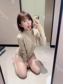 llullu : 衣服裡面都不穿..
這樣可以嗎🥵