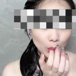 extraneousred6988 : 首部長片🔥洗澡💦淫蕩獨居慾女的美體一覽無遺!直接大膽瘋狂自慰,淫水愛液流一地