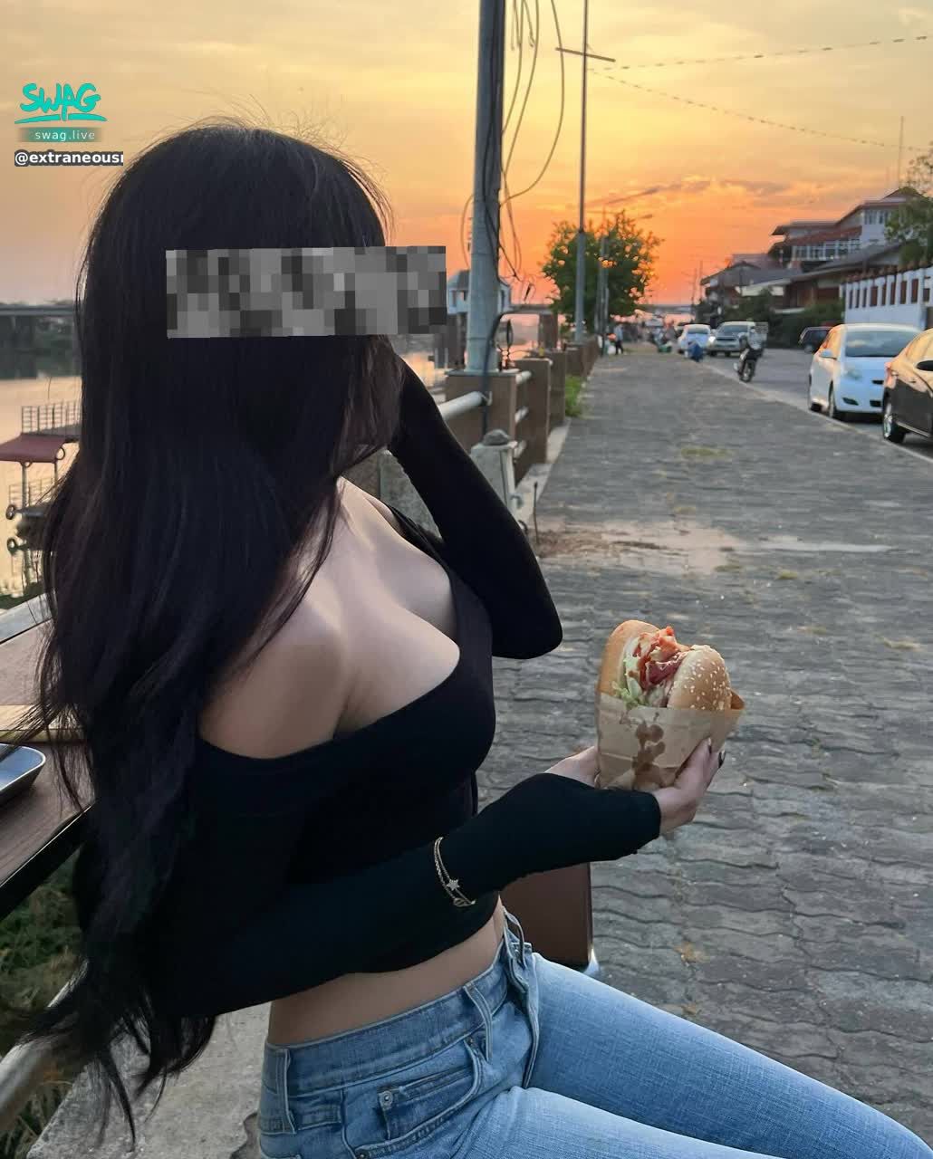 extraneousred6988 : 一個南方女子💋我能有什麼壞心思😈不過是想乳交👄