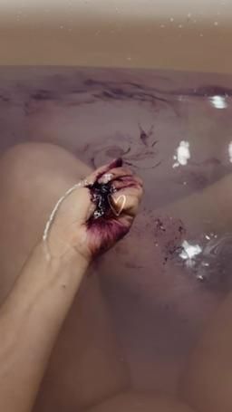 jamiejuice : 看我玩泡泡🫧🤣