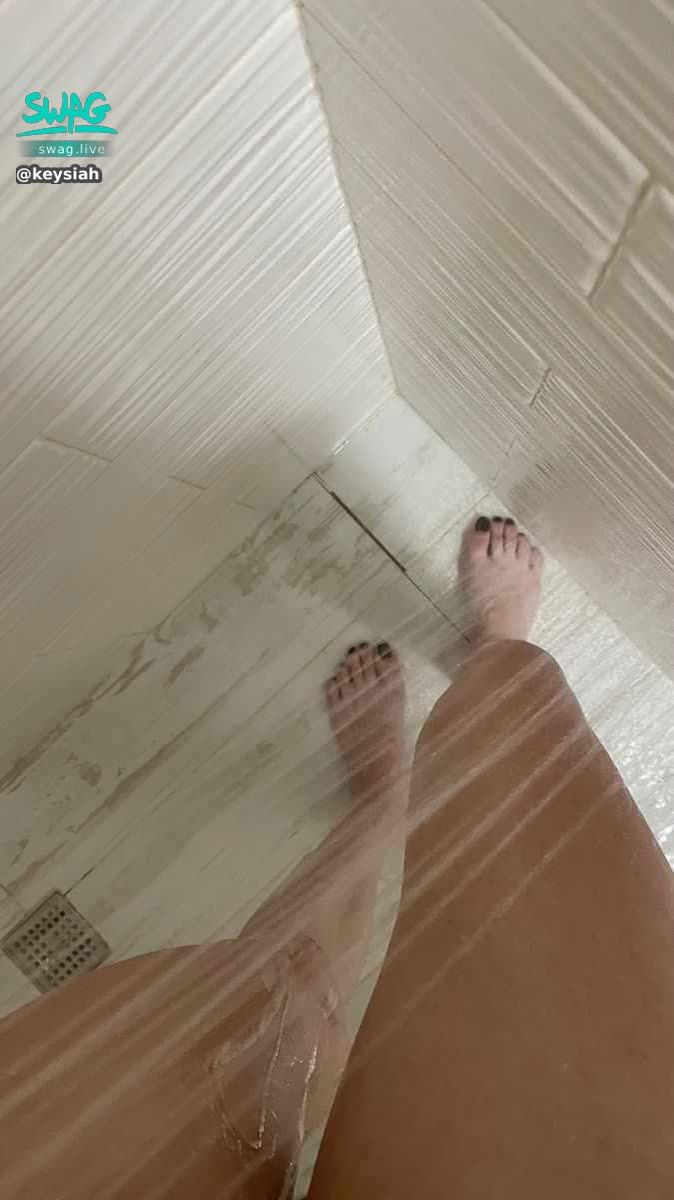 keysiah : shower