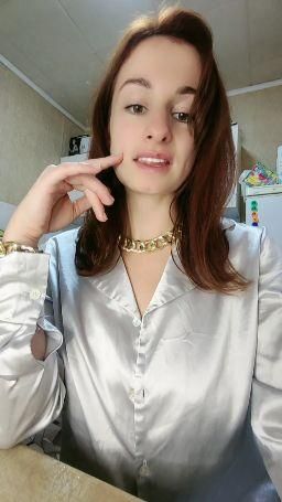 julielove : Watch me flirt with you.