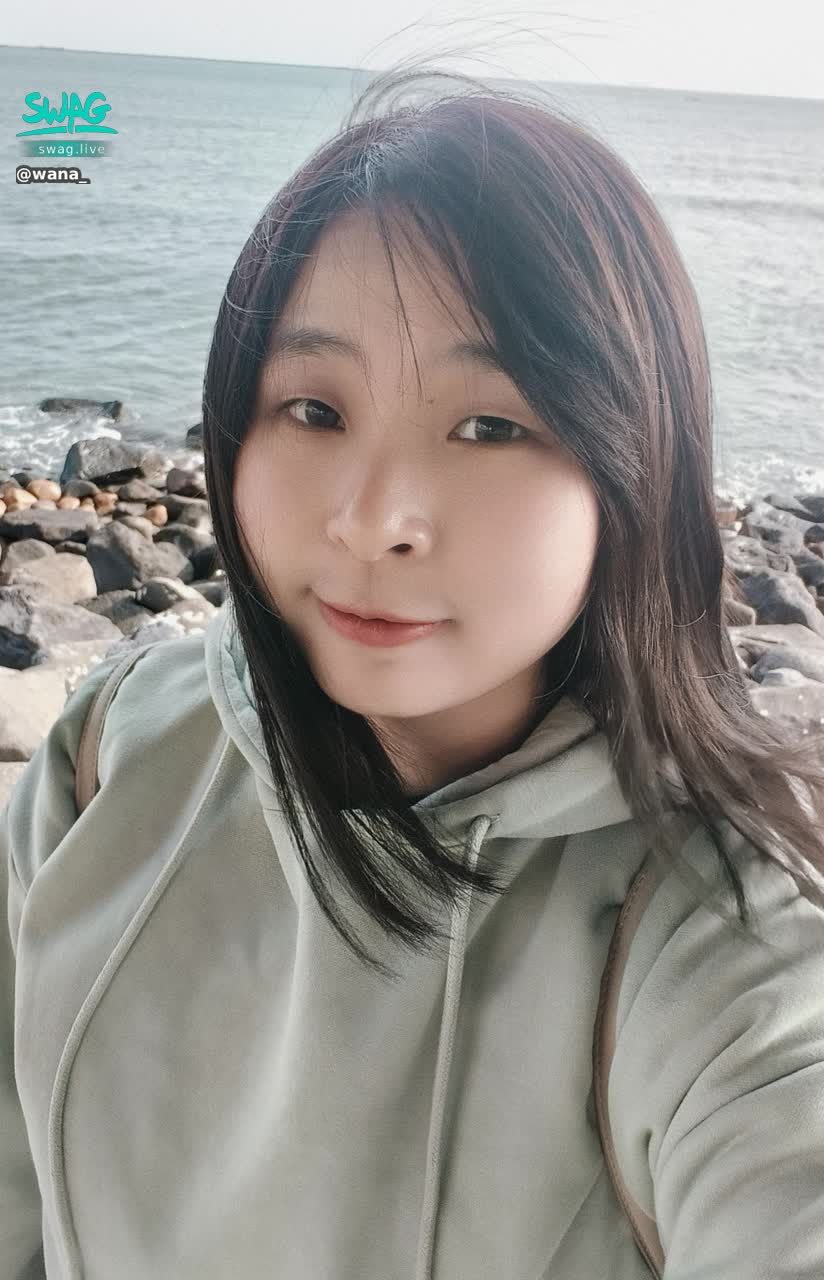 wana_ : 想知道我深夜在幹嘛？🫶♥️
哥哥💤💤
