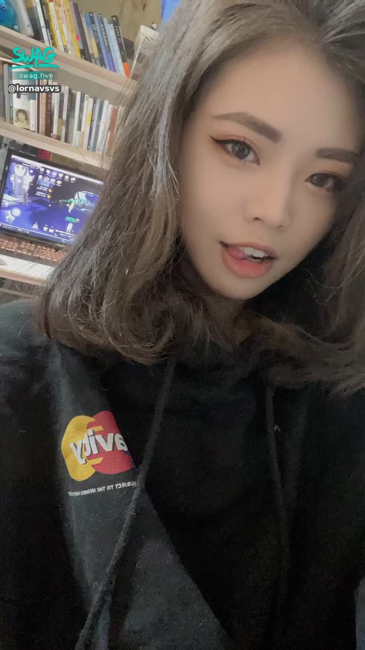 lornavsvs : Babe喜歡嗎❤️