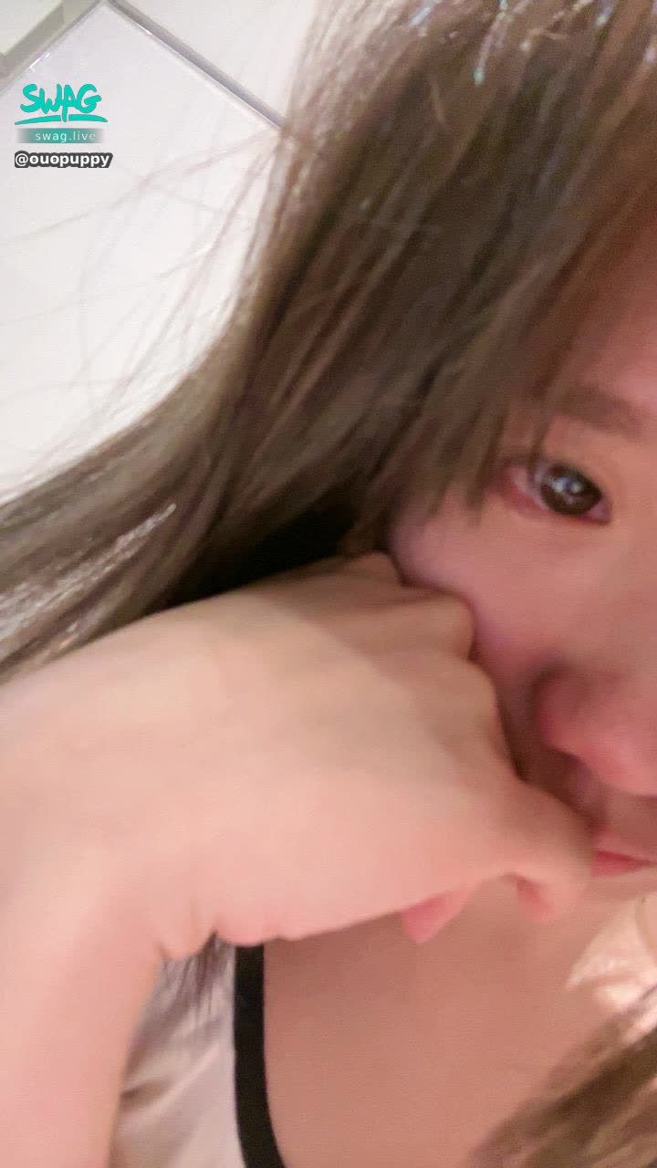 ouopuppy : 各位寶寶們….抱歉今天小姊姊休播一天….發生了一些事 小姊姊需要調適一下心情….過幾天再陪你們！