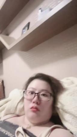 elovetsai : 今天晚上九點小泡芙準時等你們來二次大戰唷💎滿10w開誘惑表演場❤️送禮物支持新主播❤️也可多點點互動指令唷😊