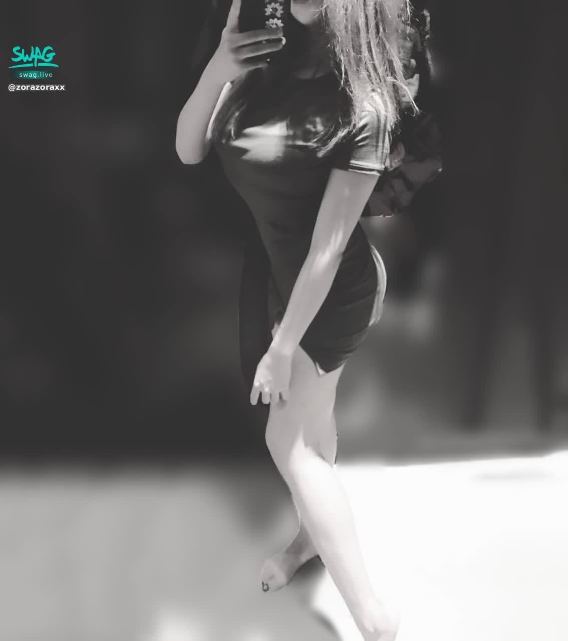 zorazoraxx : 出門喝酒😘