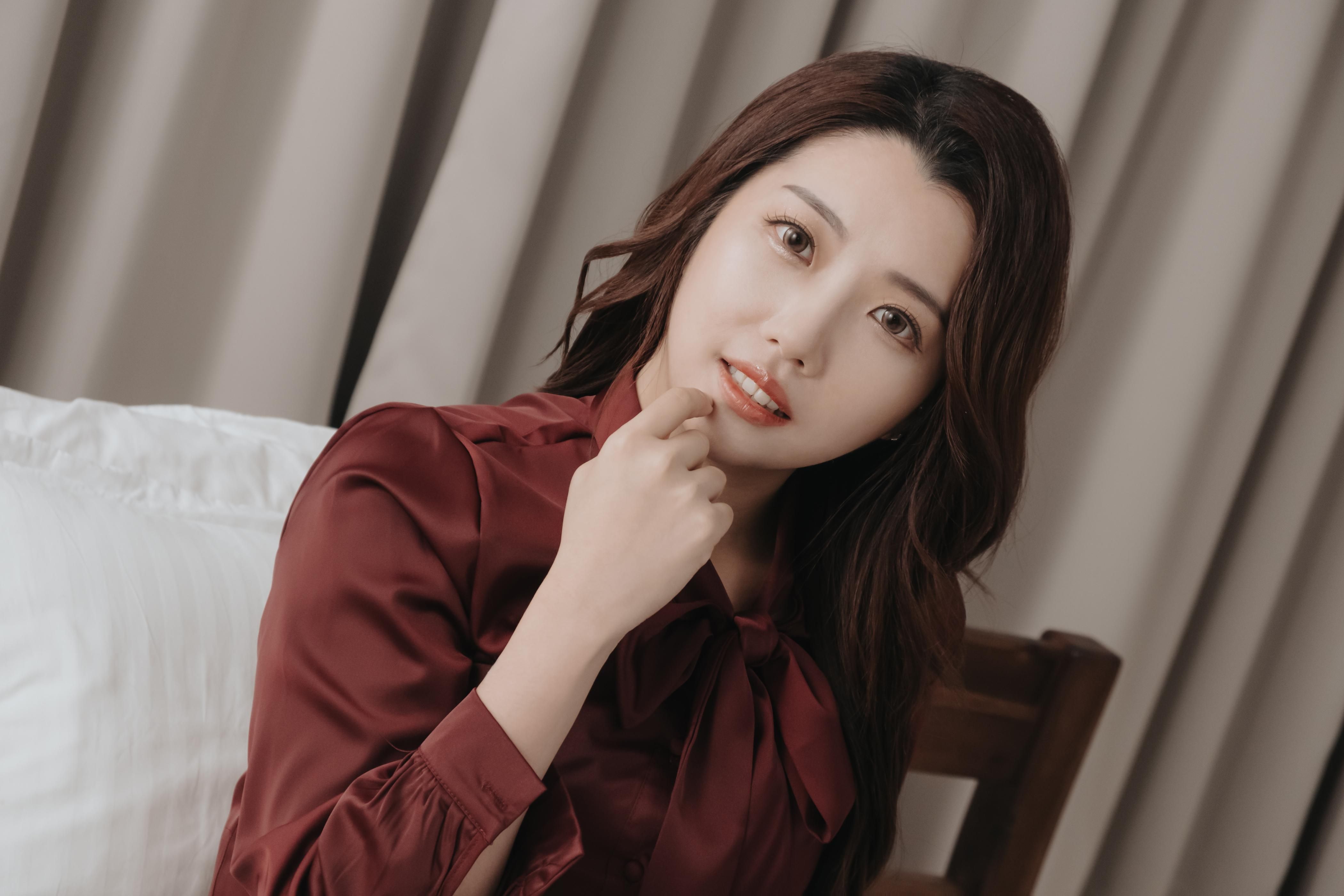 an9tv : 女醫師白袍底下淫蕩的一面