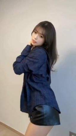 plaintivehorrid6371 : 這樣會比較想約會嗎☺️