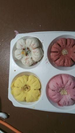 sexybaby5201314 : 谢谢元元送我精致小糕点!