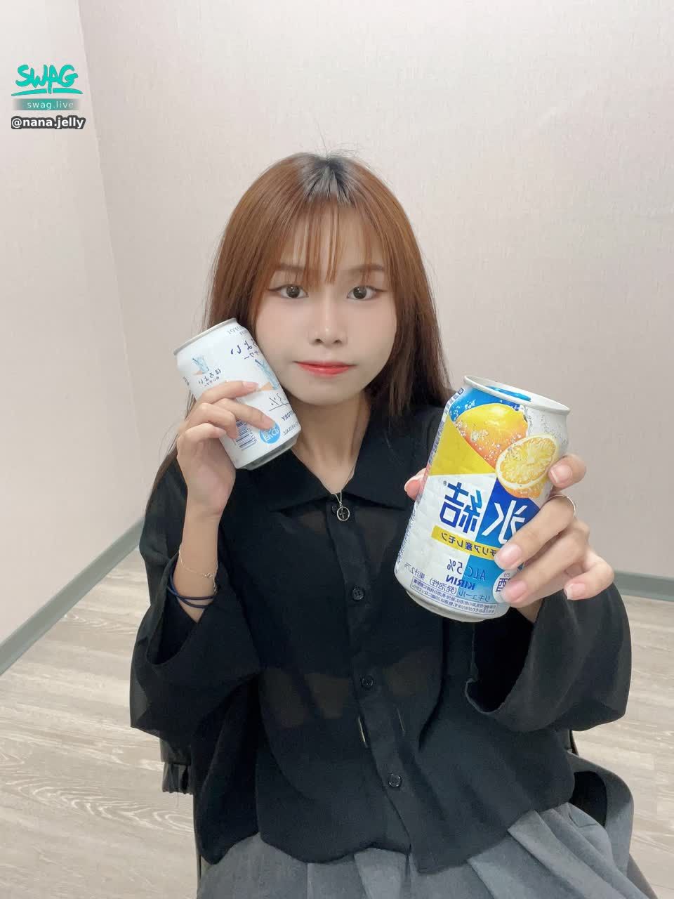 nana.jelly : 今天心情不太好快來把我灌醉把我撿走#新人 #s