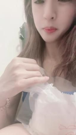 lovemeredith : 要排隊的沾醬鹽酥雞超好吃，你想吃嗎？我帶你去