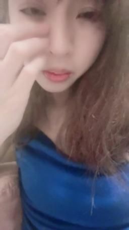 lovemeredith : Do you want to eat the spicy milk mushroom instant noodles I cooked? Or do you want to eat my hot body?