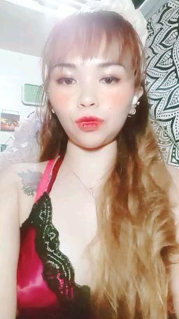 miakalifa : #kissme