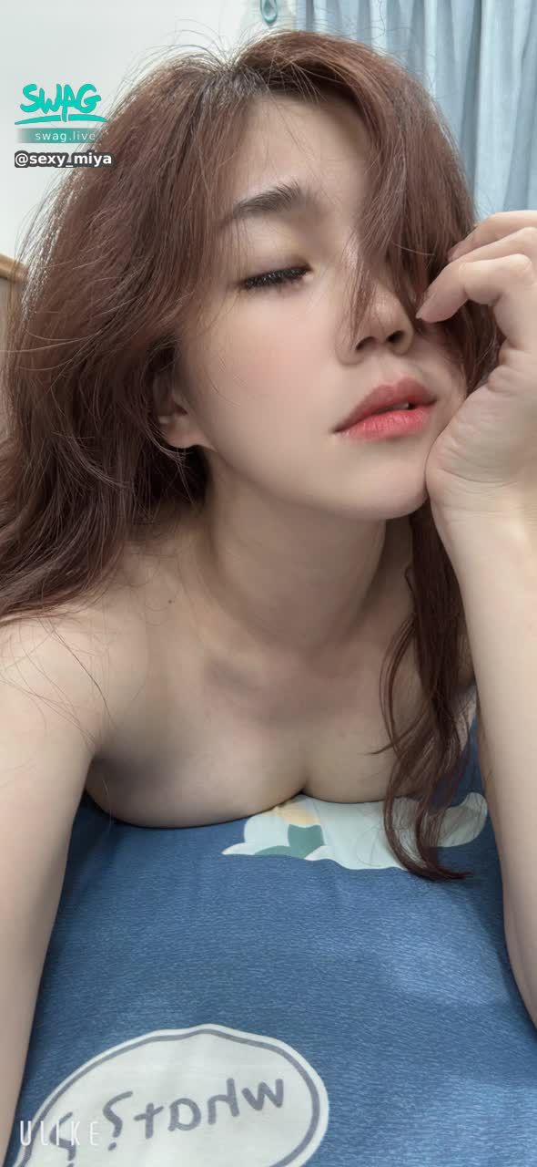 sexy_miya : 等等繼續上班湊時數🥹🥹

還差5小時呀😴😴

繼續收集黃金💓💓有應援我的都可以截圖給我喔☺️☺️

6/29前拜託支持🫶🏻🫶🏻
