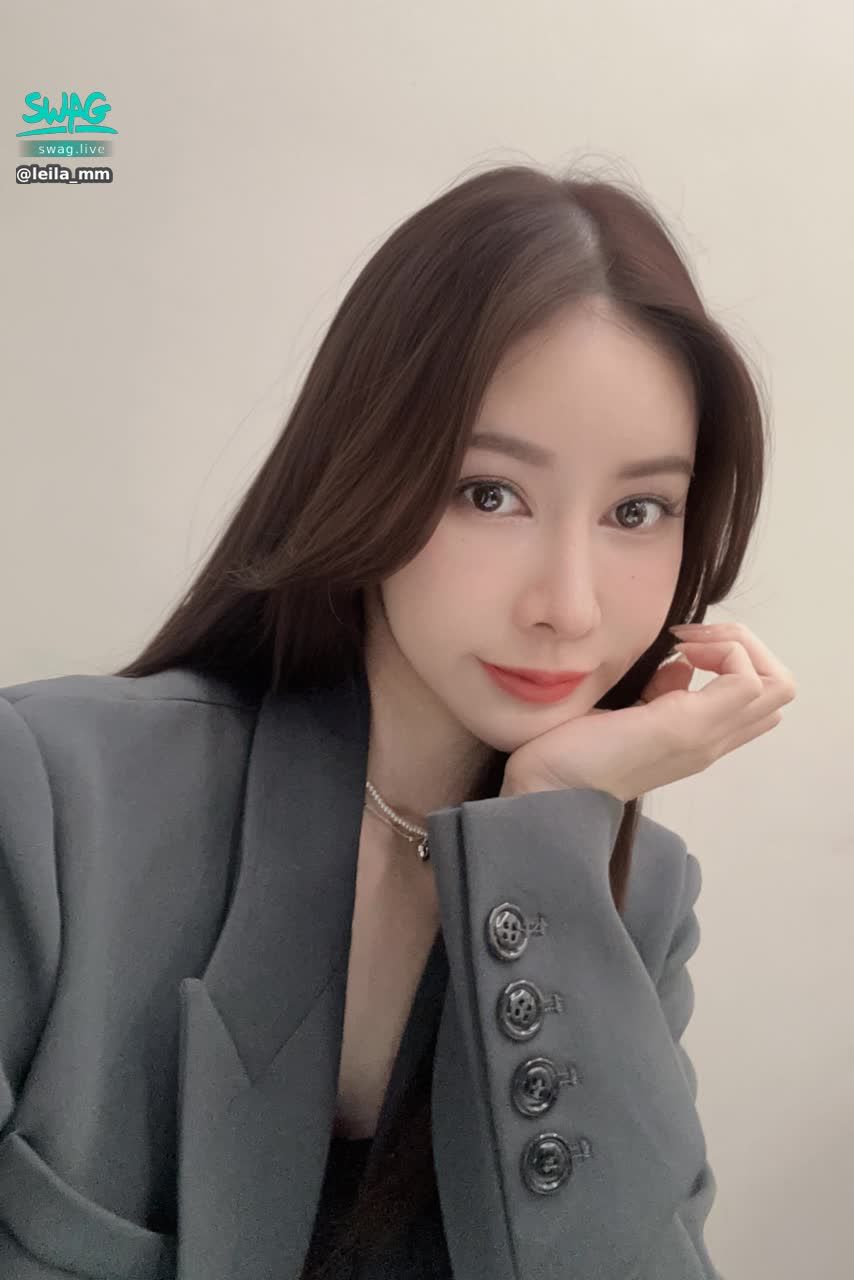 leila_mm : 6/28（六）17:30綠播💕甜美學生風✨

達10w 性感深蹲🔥

#主題直播