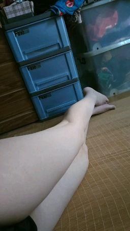 weiweibae : 肥腿
