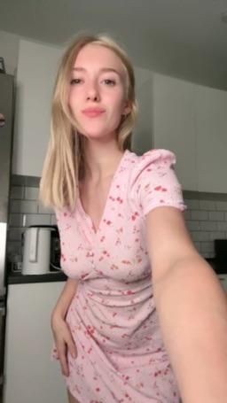babytoy : naked 🤭😈
