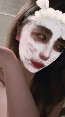 sweetbunny : 好好笑😆這個特效有在合理嗎🙂‍↕️🙂‍↕️
