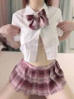 sexyyaya : 學生服服最喜歡🥰