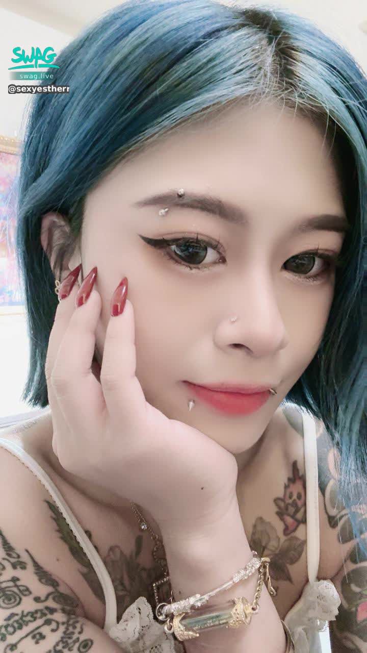 sexyestherr : 颯颯今天先不上播囉 我們7/1見
謝謝各位哥哥六月以來的支持🫶🏻