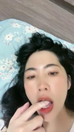 feelingg : 好飢渴啊Babe