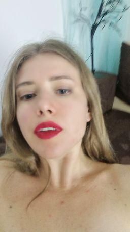 lessikitty : ass spreading  closeup