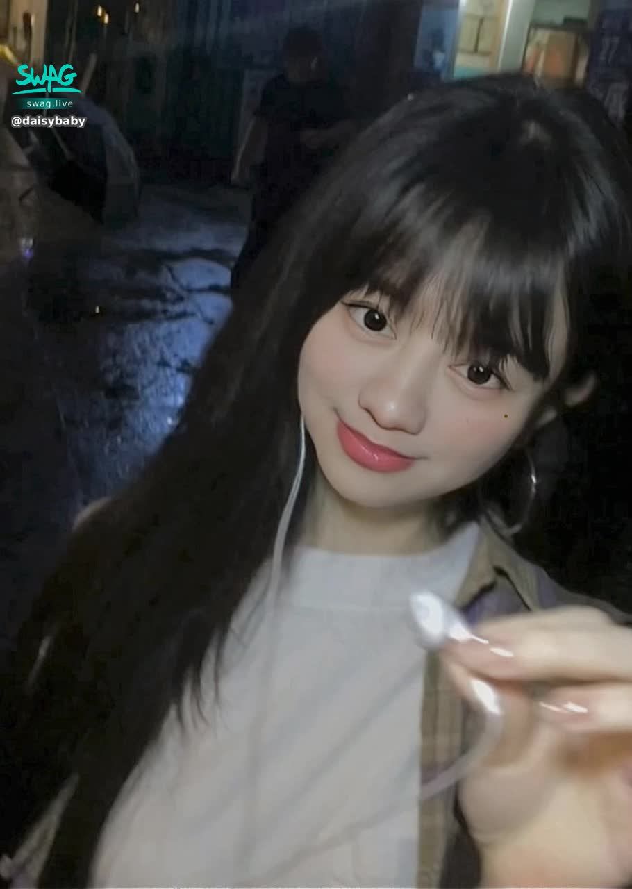 daisybaby : 🤍🤍