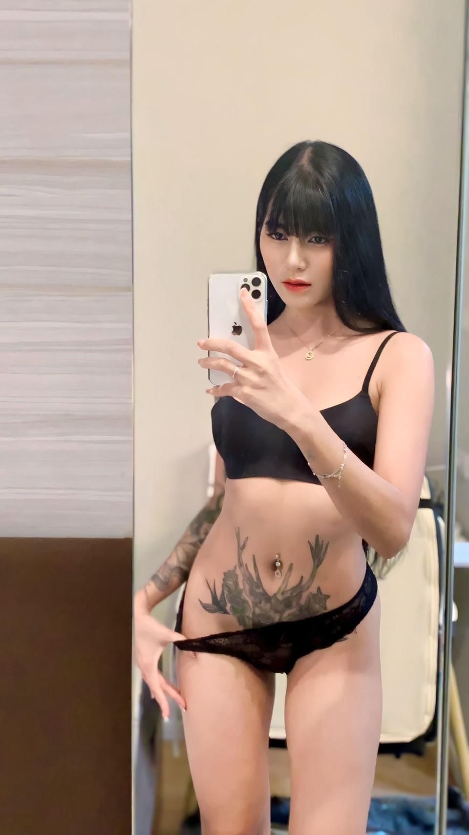 mhouse : 噢親愛的，你願意幫我塗乳液嗎？
