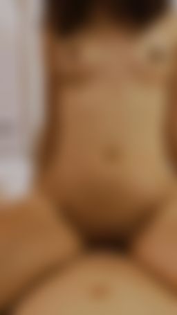 jioushu_94 : 我不動，你還忍得住；