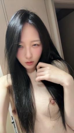 z_oc : 喜歡我的大奶嗎？