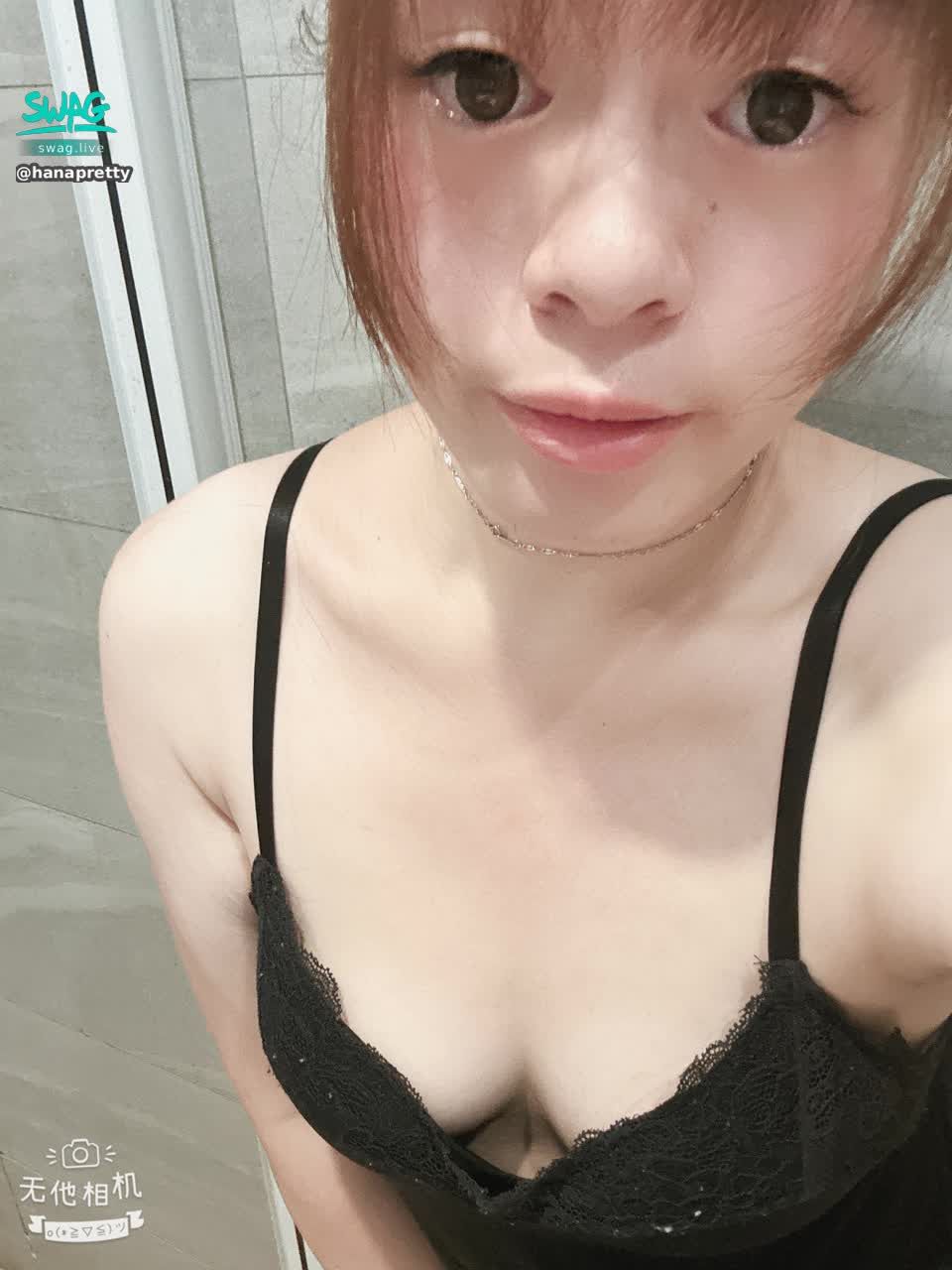  : 