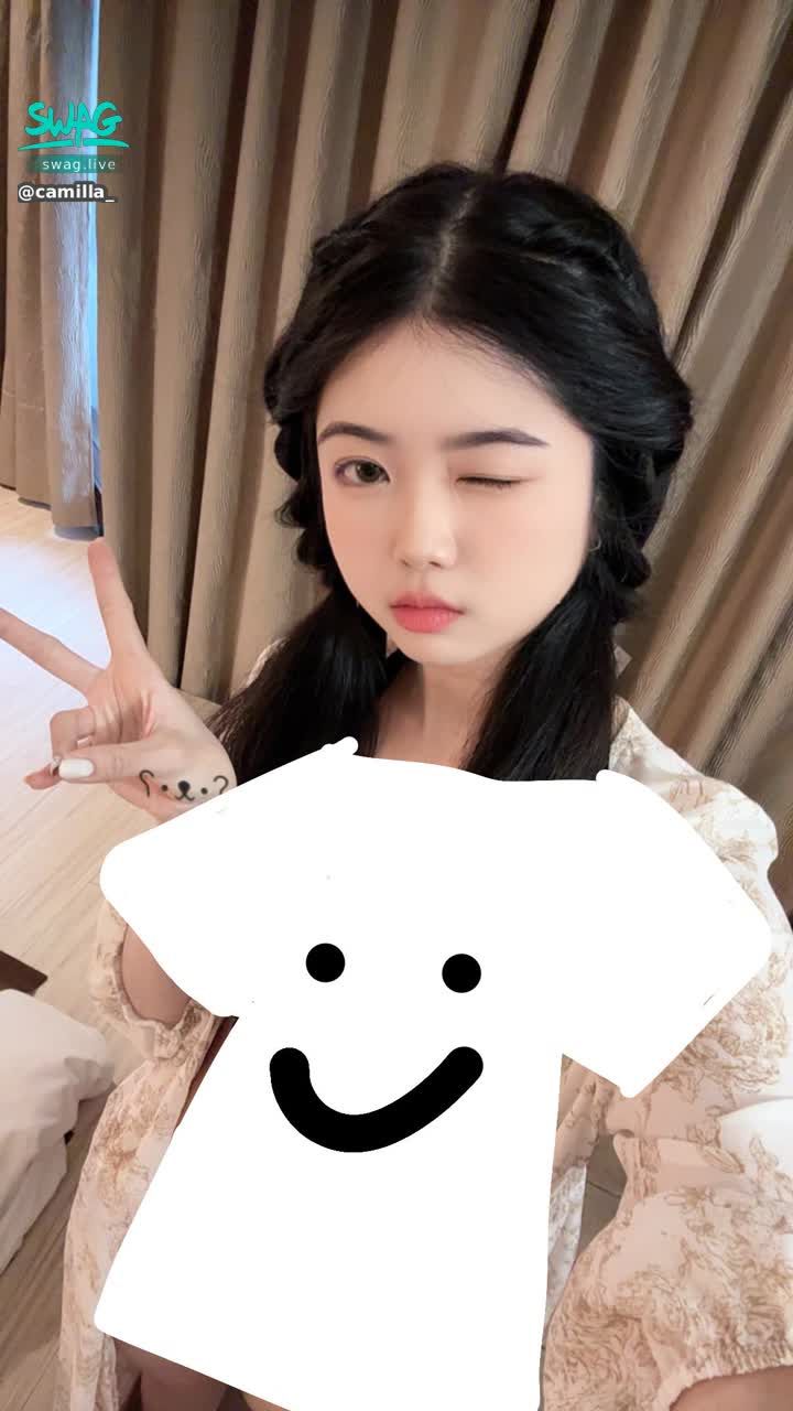 camilla_ : 🖤夏日限定泳裝照🖤
❤️🔥回覆此限動➕一句對娜娜的告白就能解鎖完整版❤️🔥
🤍回覆跟告白要分開傳喔!🤍