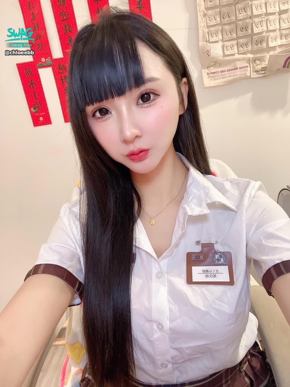 chloeebb : 本週私訊活動
10萬鑽石快閃純約會🔥
詳細內容請私訊😘