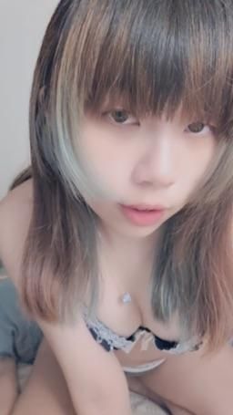 yulan_0720 : 🥵性感蘿莉誘惑🥵 今天這樣的女僕 主人們會喜歡嗎…😳
訊息回覆「主人最喜歡🥰」可獲得女僕福利影片😈
