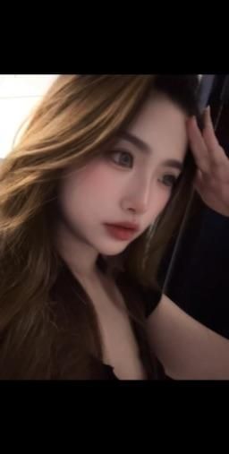 enzhi0607 : 明天改成下午播 記得要來陪我聊天❤️❤️