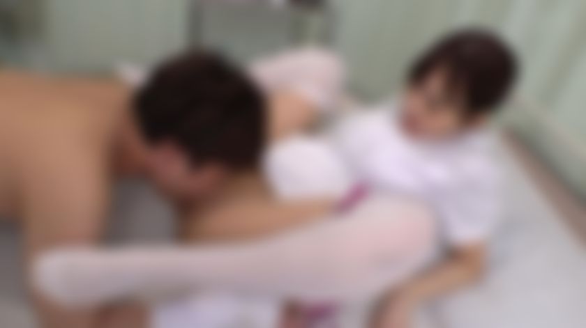  : 第1部分:太漂亮的護士！以激烈的臀部擺動打樁活塞凌駕 Nakadashi！ #夏希まろん