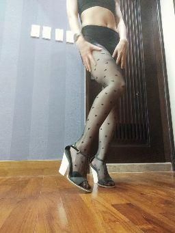 quanna : High heels stockings little horse 🔥