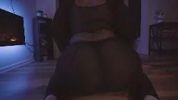 queensplash : ass twearking