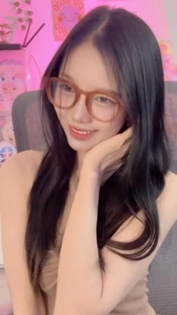yuyan.n : 💜